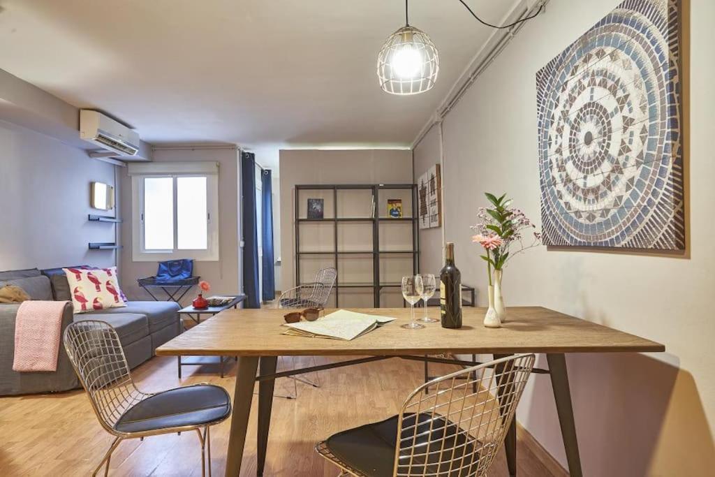 Bebarceloner Sant Andreu Apartments - 1 Bedroom Exterior photo