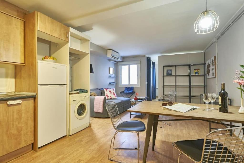 Bebarceloner Sant Andreu Apartments - 1 Bedroom Exterior photo