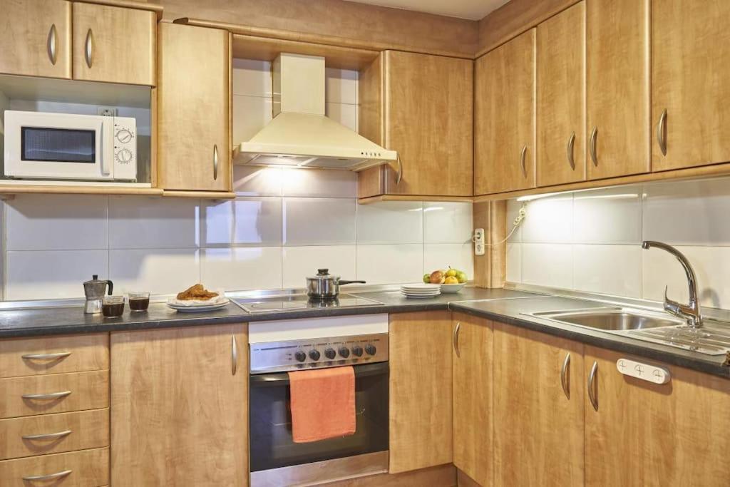 Bebarceloner Sant Andreu Apartments - 1 Bedroom Exterior photo